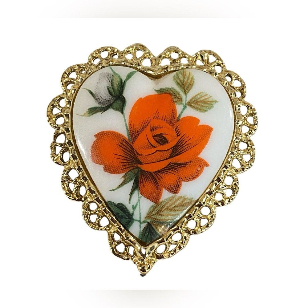 Heart Shaped Porcelain Brooch Gold Filigree Edges Vintage Victorian Romantic